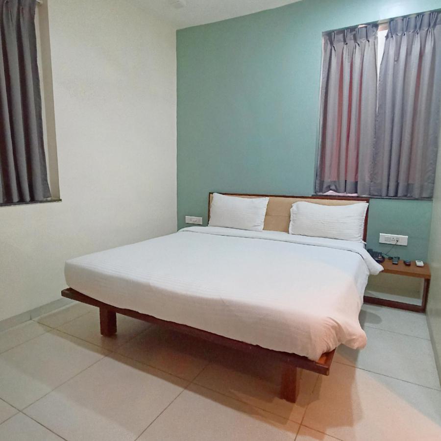 Sharman Suites Pune Exterior photo