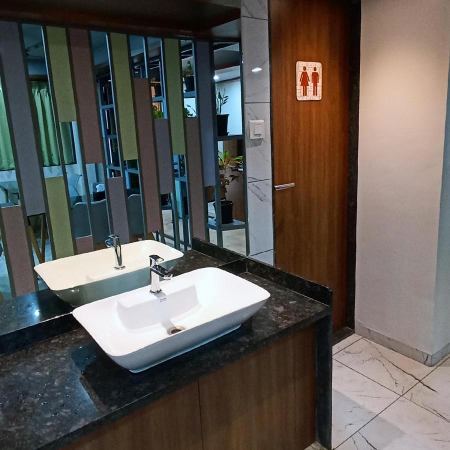 Sharman Suites Pune Exterior photo